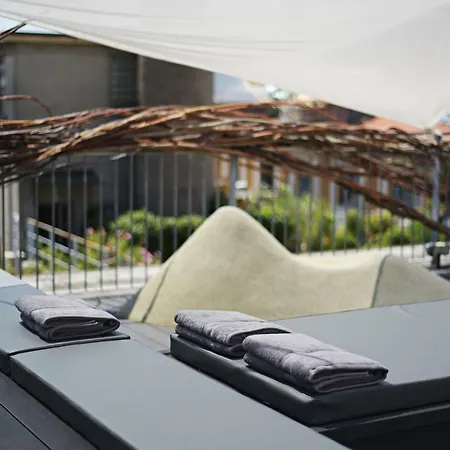 Miloft Guest Rooms And Terrace